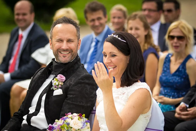 Hochzeitsfotograf Eltville – Burg Crass im Rosengarten