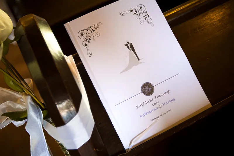 Hochzeit auf Burg Schwarzenstein – Festtafel mit Rheinblick