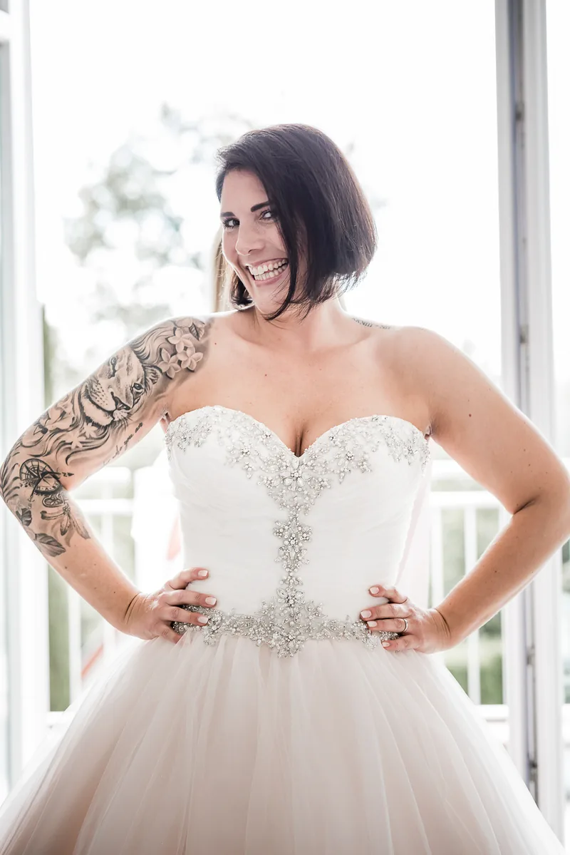 Hoher Darsberg Hochzeit – Brautstrauß über dem Neckar