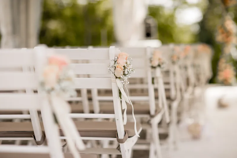 Hochzeit auf dem Hohen Darsberg – Brautpaar mit Blick ins Neckartal