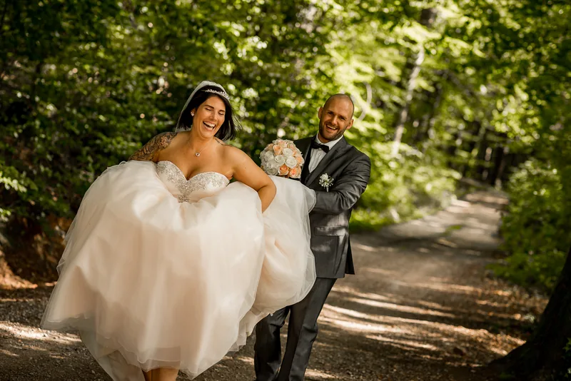 Hochzeit auf dem Hohen Darsberg – Brautpaar mit Blick ins Neckartal
